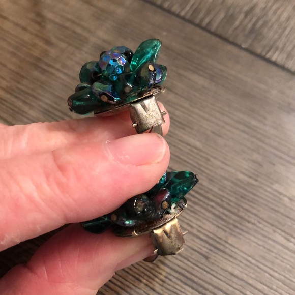 Vintage Clip Earrings Iridescent Glass Beads West Germany - Picture 11 of 12